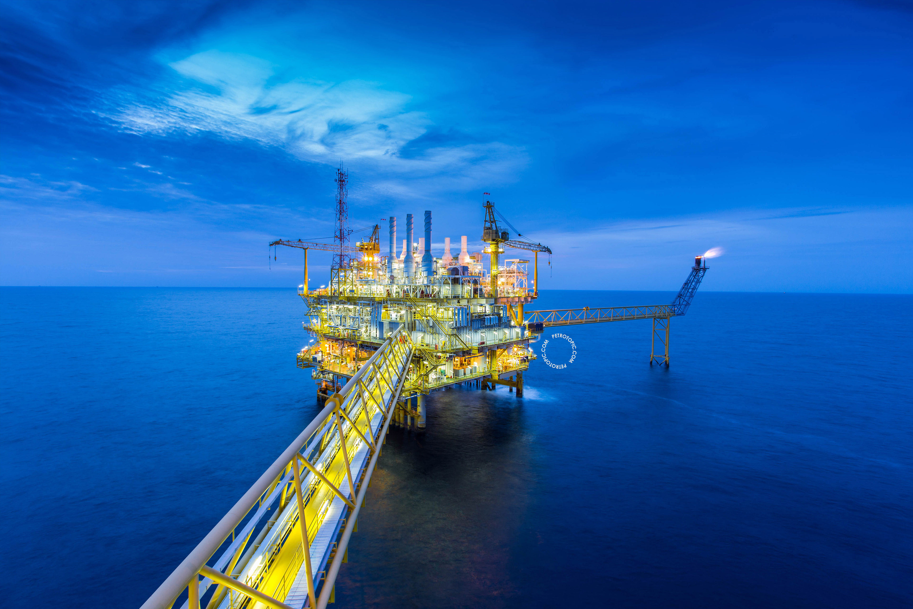 Petroleum engineering calculation tools and oil gas engineering topics